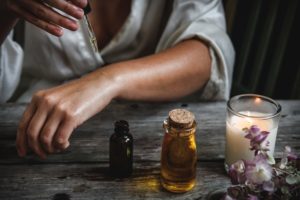 Pflege der Haut mit Jojobaöl