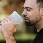 Veganes Proteinpulver als Proteinshake