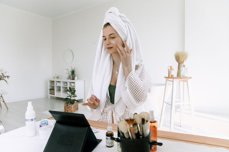 CC Cream ist eine leichtere Alternative zu der Foundation.