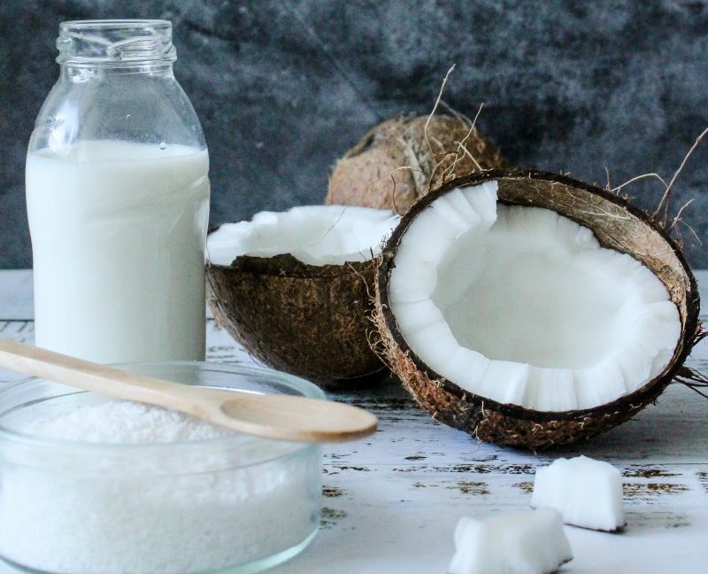 Kokosöl als beliebter Inhaltsstoff für Körperbutter