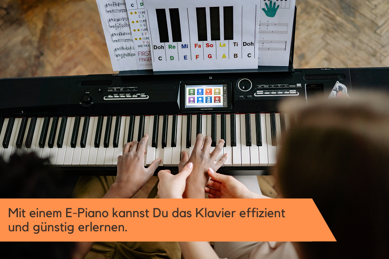 Ein E-Piano welches im Klavier-Unterricht benutzt wird.